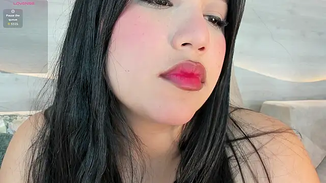 Lana Lann online show from March 3, 2026, 4:07 am