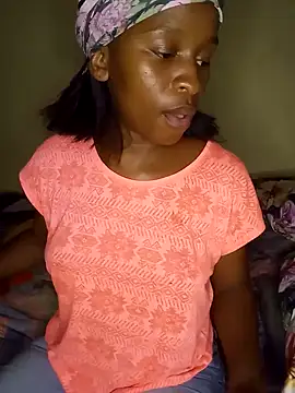 Snapshot of Nomawethu2002 chatting on November 4, 2025, 5:23 pm Nomawethu2002 online show from November 4, 2025, 5:23 pm