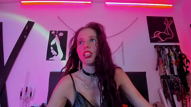 Little Naughtty online show from October 5, 2025, 2:04 pm