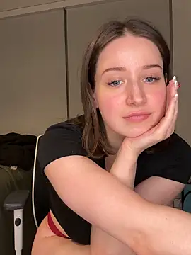 nerdynina online show from February 20, 2025, 12:30 am