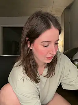 nerdynina online show from November 20, 2025, 12:44 am