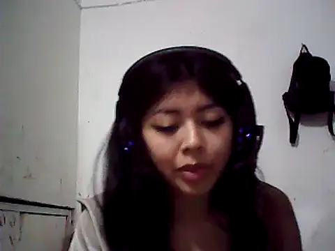 Snapshot of chinanochina chatting on March 9, 2025, 6:06 am chinanochina online show from March 9, 2025, 6:06 am