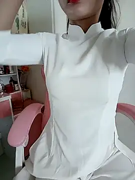    Erin    online show from February 20, 2025, 2:02 pm