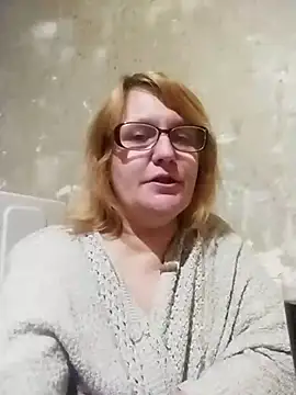 Forest-Lady online show from March 28, 2026, 8:19 pm