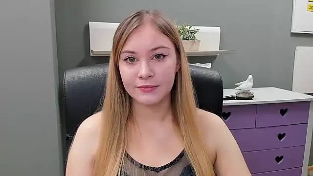 Snapshot of kitty_valeria chatting on February 9, 2025, 7:49 am kitty valeria online show from February 9, 2025, 7:49 am