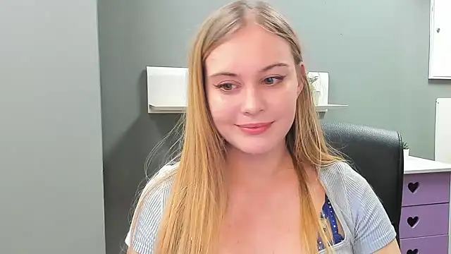 Snapshot of kitty_valeria chatting on February 16, 2025, 6:21 pm kitty valeria online show from February 16, 2025, 6:21 pm