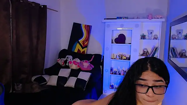 Snapshot of thalia_066 chatting on October 1, 2025, 11:38 am thalia 066 online show from October 1, 2025, 11:38 am