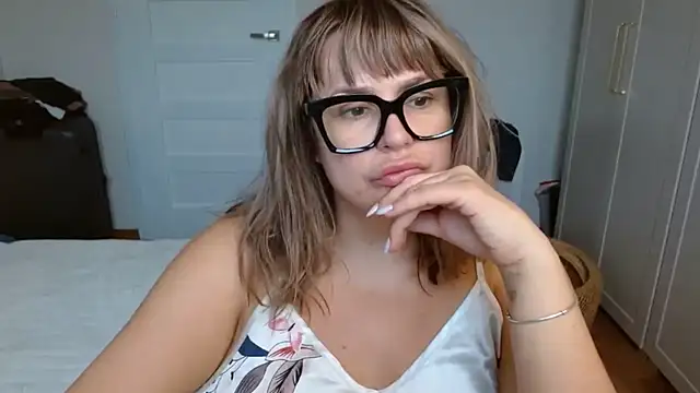 Snapshot of teaseDiana chatting on October 28, 2025, 7:23 am teaseDiana online show from October 28, 2025, 7:23 am