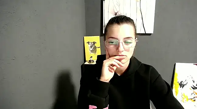 Snapshot of lady_olivia_ chatting on February 10, 2025, 4:58 pm lady olivia online show from February 10, 2025, 4:58 pm