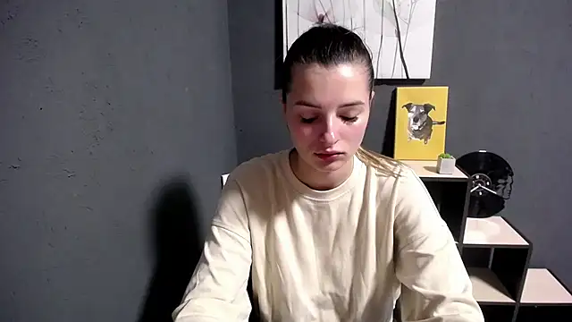 lady olivia  online show from October 8, 2025, 4:59 pm