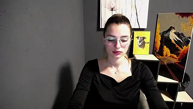 Snapshot of lady_olivia_ chatting on June 7, 2026, 12:20 pm lady olivia online show from June 7, 2026, 12:20 pm