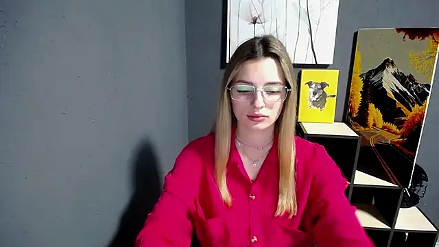 Snapshot of lady_olivia_ chatting on June 13, 2026, 12:25 pm lady olivia online show from June 13, 2026, 12:25 pm