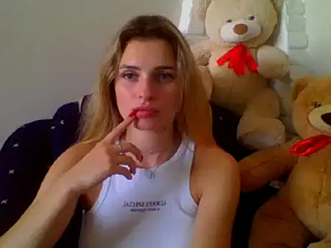 Snapshot of lady_olivia_ chatting on July 16, 2026, 7:58 am lady olivia online show from July 16, 2026, 7:58 am