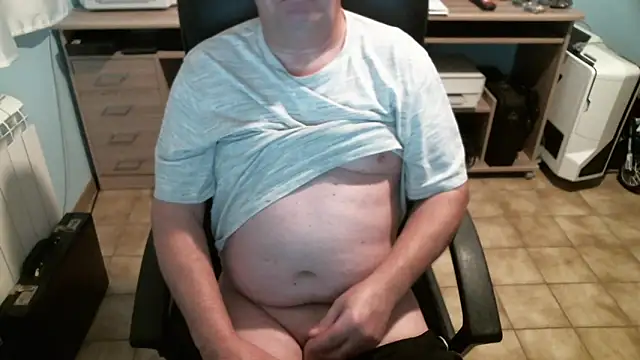 Snapshot of urick10500 chatting on December 19, 2025, 8:10 am urick10500 online show from December 19, 2025, 8:10 am