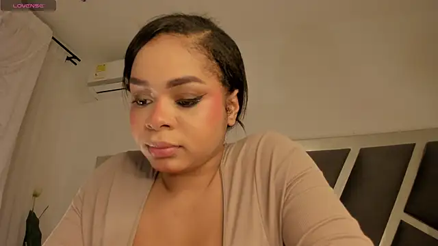 Samanntha Rose online show from January 13, 2026, 7:41 pm