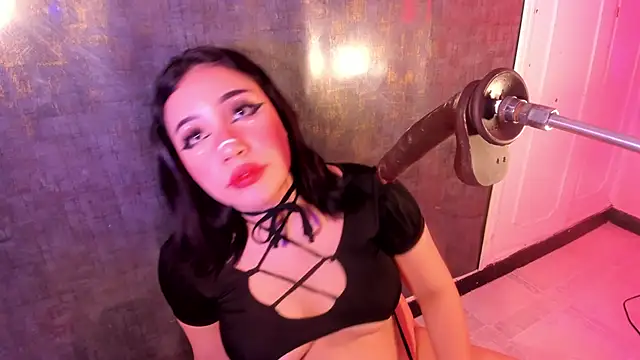 emy evie online show from October 23, 2025, 7:34 pm