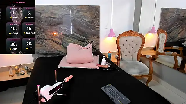 Alisson zambrano online show from March 20, 2025, 8:19 pm