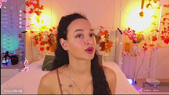 Lolly Neal online show from November 23, 2025, 4:56 am