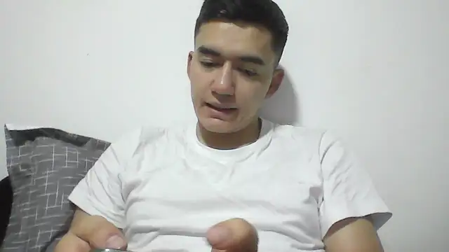 Estebitan vm online show from December 18, 2025, 5:35 am