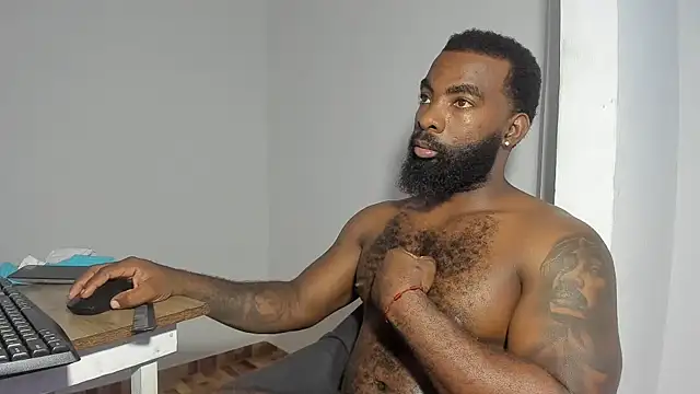 Snapshot of Freedom_24 chatting on November 8, 2025, 7:01 pm Freedom 24 online show from November 8, 2025, 7:01 pm