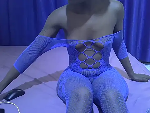 Snapshot of Sexy_kienyeji chatting on September 17, 2025, 11:23 am Sexy kienyeji online show from September 17, 2025, 11:23 am