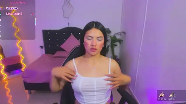 Chiara tay online show from December 3, 2025, 3:25 am