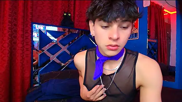 Luke Howland online show from October 17, 2025, 11:40 pm