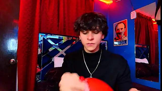 Luke Howland online show from January 6, 2026, 2:04 am