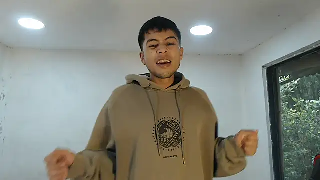 Snapshot of danielitopapuu chatting on October 10, 2025, 12:04 pm danielitopapuu online show from October 10, 2025, 12:04 pm