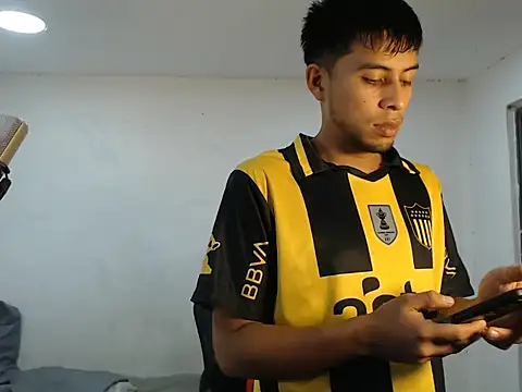 Snapshot of danielitopapuu chatting on October 14, 2025, 7:58 pm danielitopapuu online show from October 14, 2025, 7:58 pm