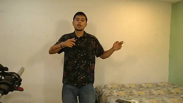 danielitopapuu online show from May 22, 2026, 1:50 pm
