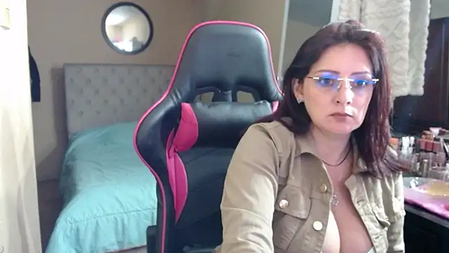 Carol Scottt online show from March 6, 2026, 11:01 pm