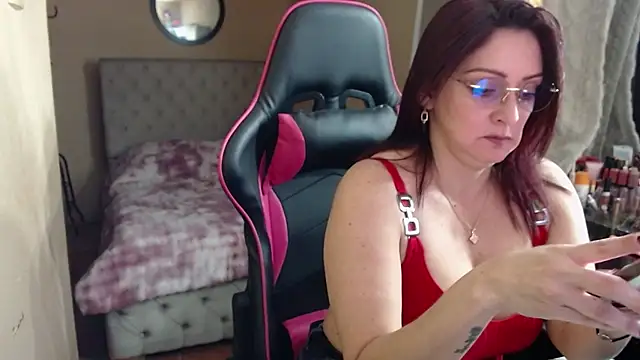 Carol Scottt online show from May 12, 2026, 7:44 pm