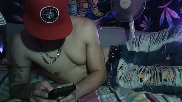 Snapshot of --D-a-D-D-y- chatting on October 13, 2025, 5:18 am --D-a-D-D-y- online show from October 13, 2025, 5:18 am