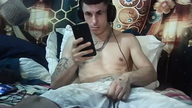 Snapshot of --D-a-D-D-y- chatting on October 30, 2025, 11:05 pm --D-a-D-D-y- online show from October 30, 2025, 11:05 pm