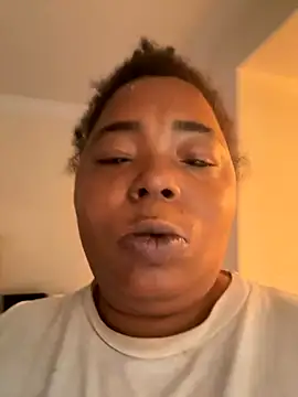 Snapshot of JCCaramelbarbie1 chatting on November 24, 2025, 1:33 pm JCCaramelbarbie1 online show from November 24, 2025, 1:33 pm