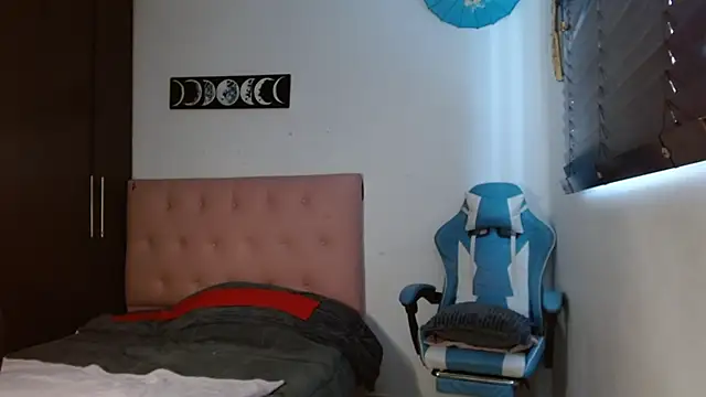 TokioStar online show from January 10, 2025, 1:41 pm