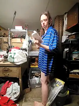 2nakedneighbors1 online show from February 16, 2025, 8:00 pm