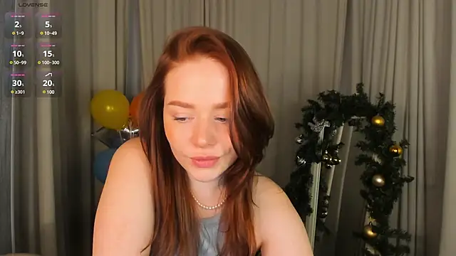 Snapshot of skye_sky chatting on December 11, 2024, 1:28 pm skye sky online show from December 11, 2024, 1:28 pm