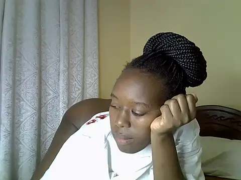 Snapshot of Oliviia_ chatting on January 7, 2025, 6:14 pm Oliviia online show from January 7, 2025, 6:14 pm