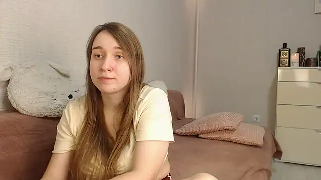 lovely hayley online show from December 14, 2024, 10:28 pm