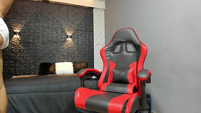 Snapshot of taurus_boy1 chatting on October 13, 2025, 12:49 pm taurus boy1 online show from October 13, 2025, 12:49 pm