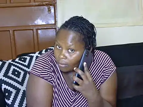 Pretty lilly02 online show from February 26, 2025, 2:36 pm