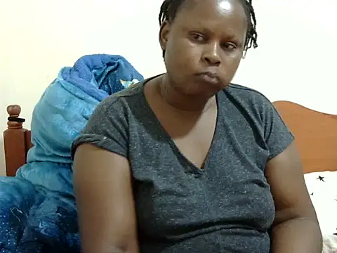 Pretty lilly02 online show from October 5, 2025, 7:01 pm