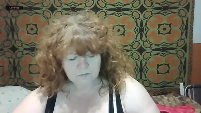 RoseRed69 online show from October 16, 2025, 12:22 am