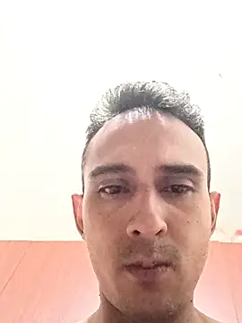 Snapshot of paisa233 chatting on October 18, 2025, 4:37 am paisa233 online show from October 18, 2025, 4:37 am