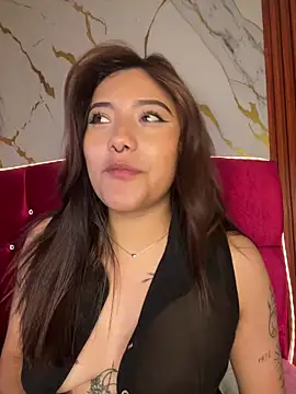 angellique 22 online show from December 20, 2025, 4:52 am