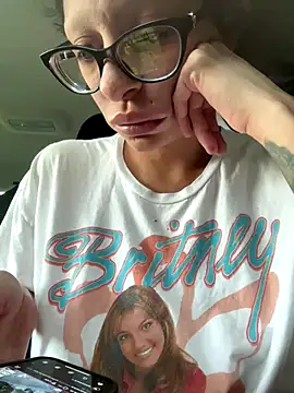 myloveforyouu online show from September 24, 2025, 12:30 pm