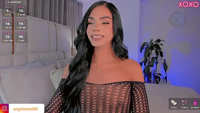 ANGELL06 online show from November 15, 2025, 4:32 am