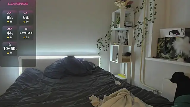 Tune Godness online show from December 22, 2024, 10:58 pm